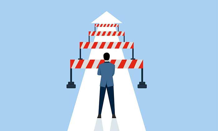 غلبه بر موانع در مسیر هدف